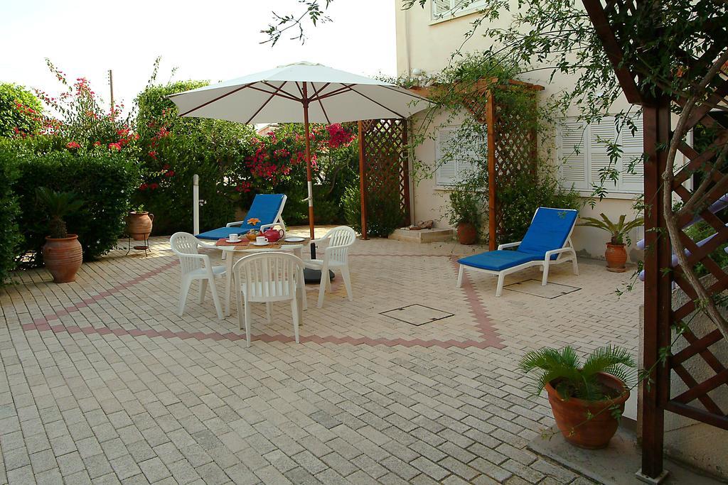 Sunbay Apartments Píla Kültér fotó